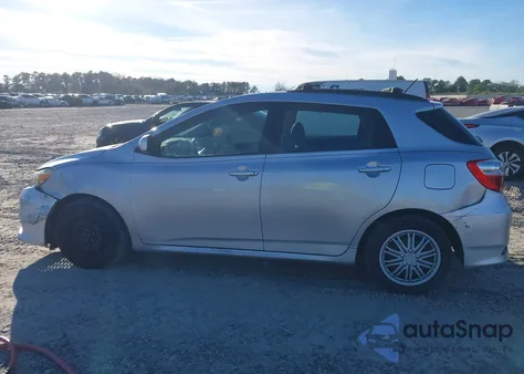 2011 Toyota Matrix from USA, damaged, VIN 2T1KU4EE0BC696148